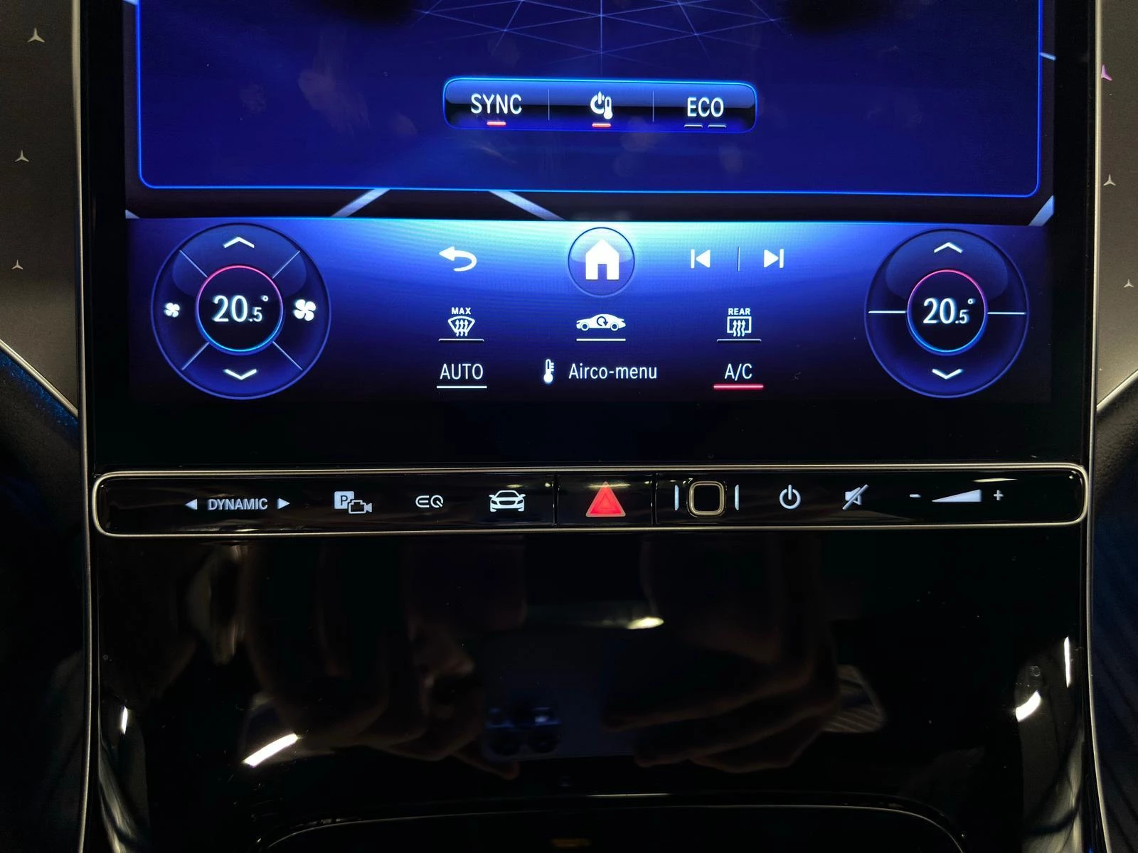 Hoofdafbeelding Mercedes-Benz EQE