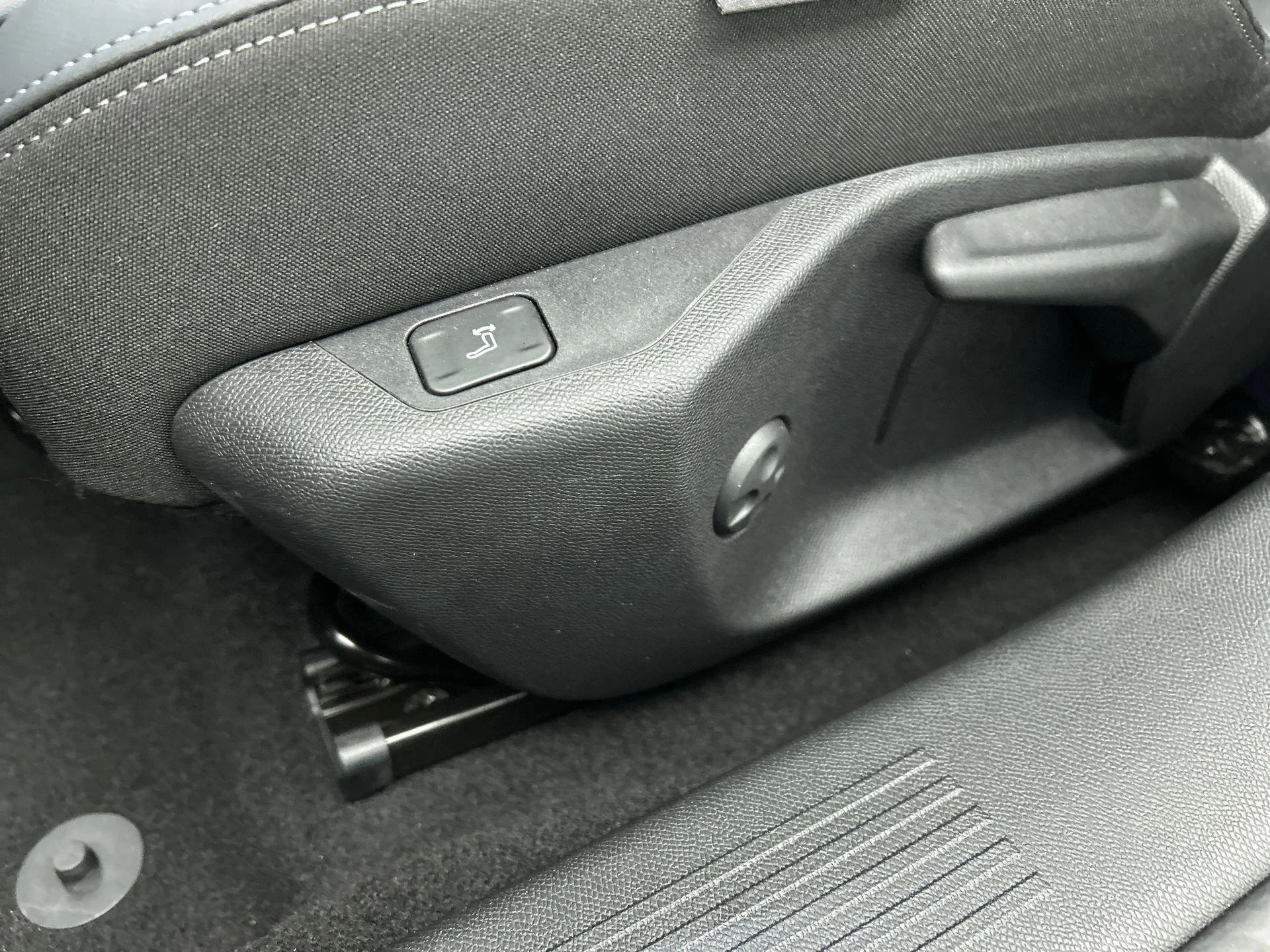 Hoofdafbeelding Peugeot 408