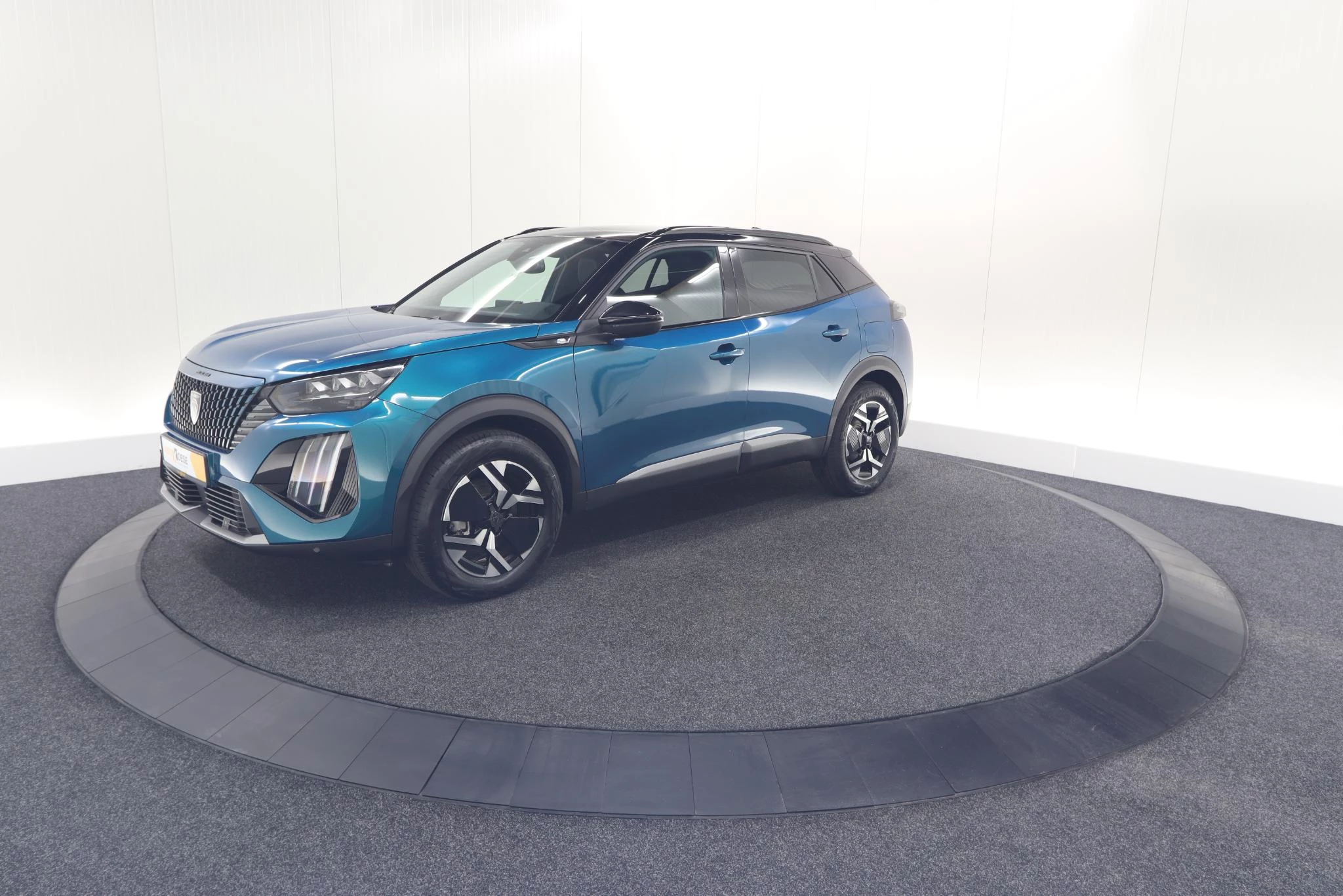 Hoofdafbeelding Peugeot e-2008