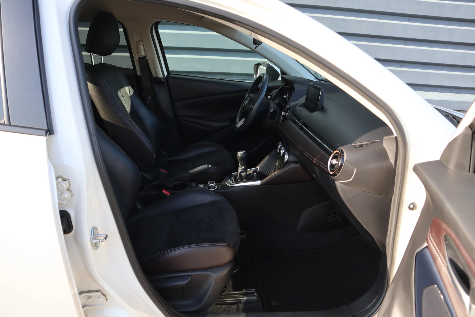 Hoofdafbeelding Mazda 2