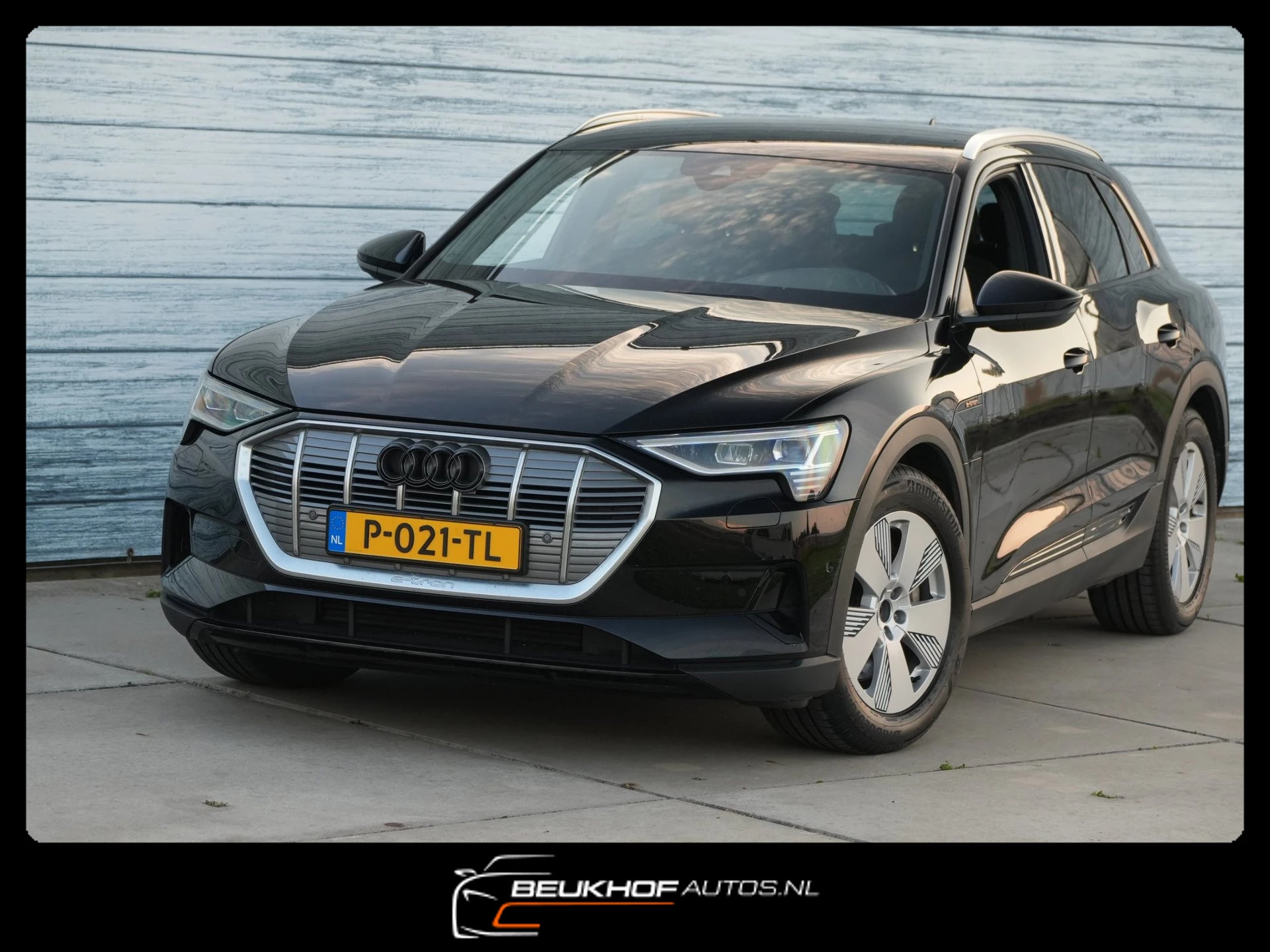 Hoofdafbeelding Audi e-tron