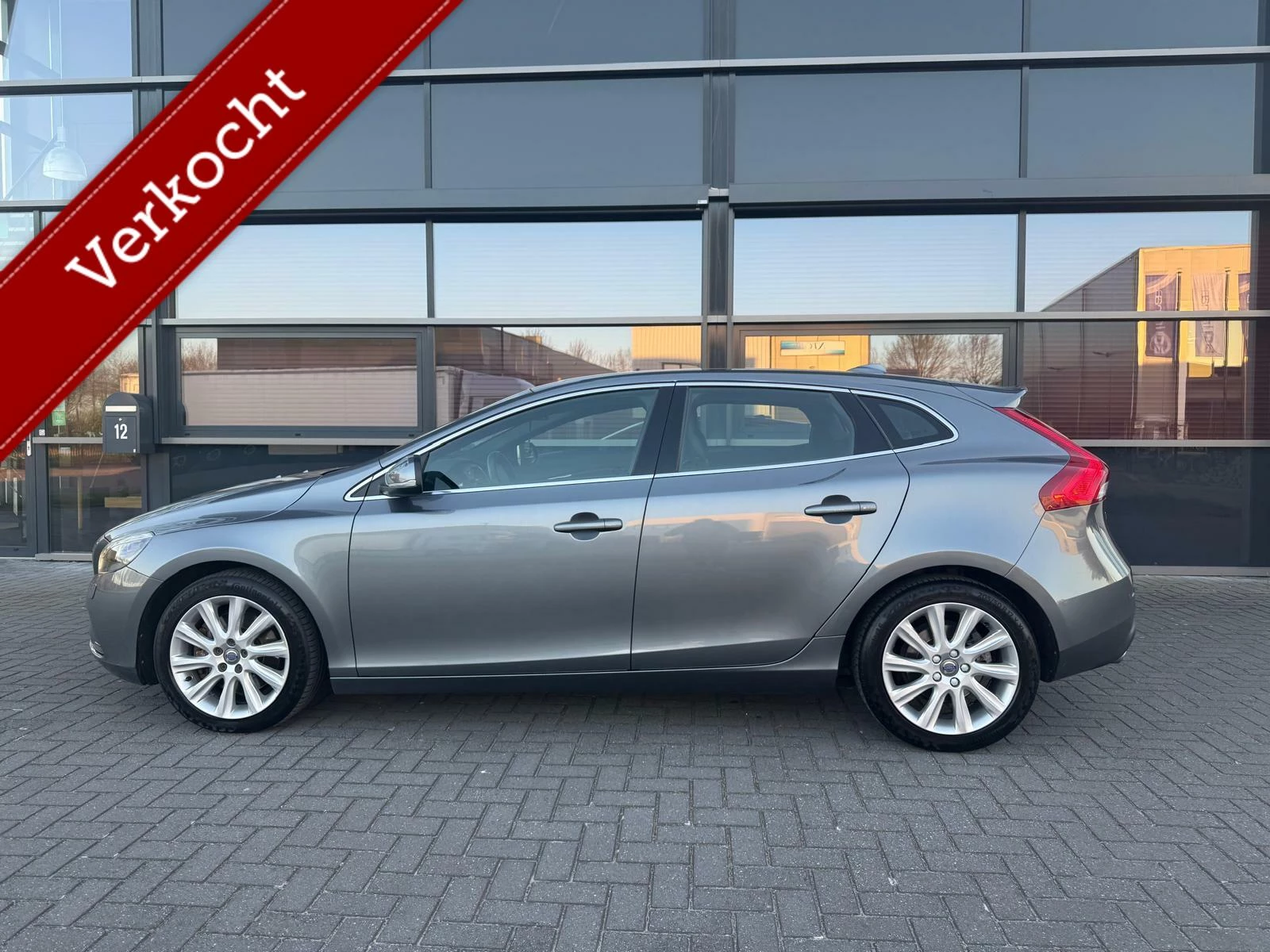 Hoofdafbeelding Volvo V40