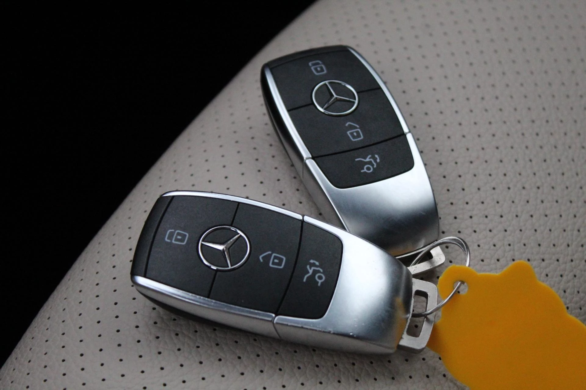 Hoofdafbeelding Mercedes-Benz EQC