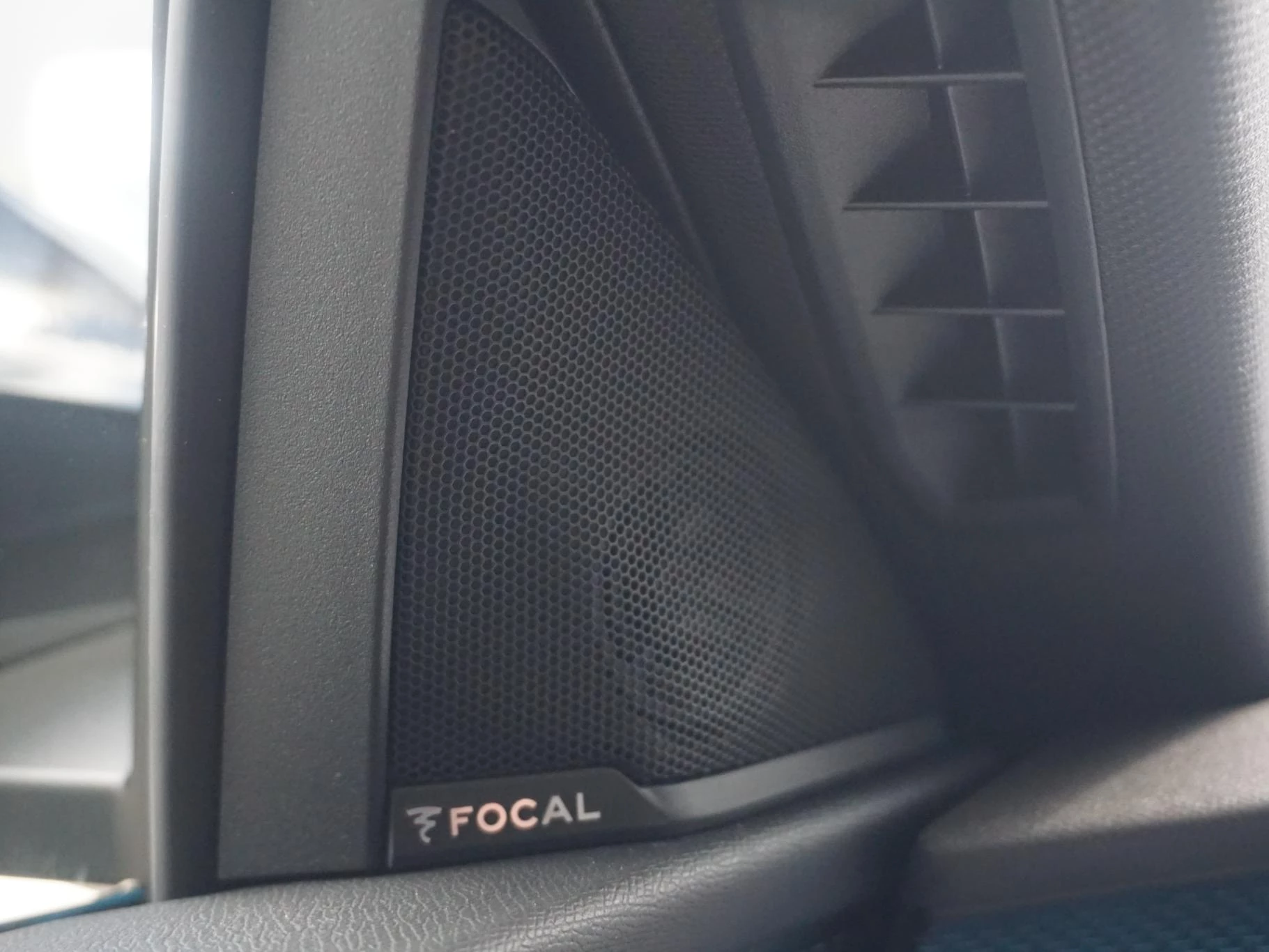 Hoofdafbeelding Peugeot e-3008