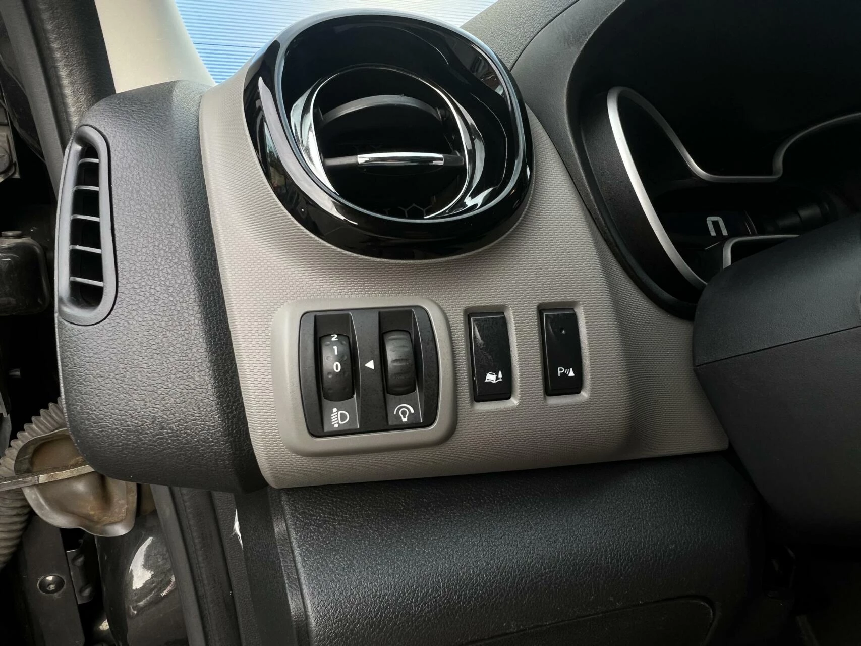 Hoofdafbeelding Nissan NV300