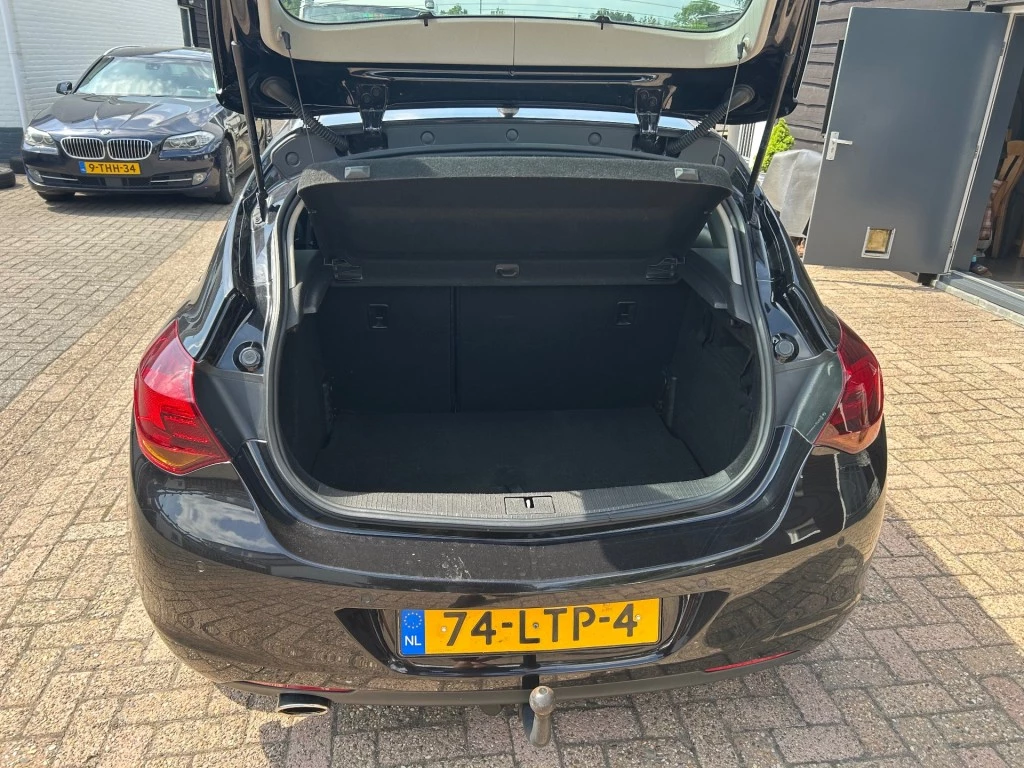 Hoofdafbeelding Opel Astra