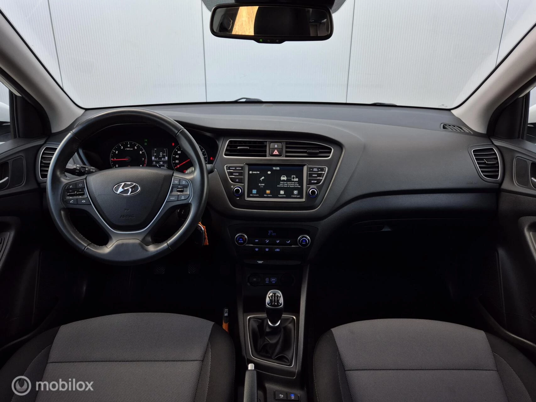 Hoofdafbeelding Hyundai i20