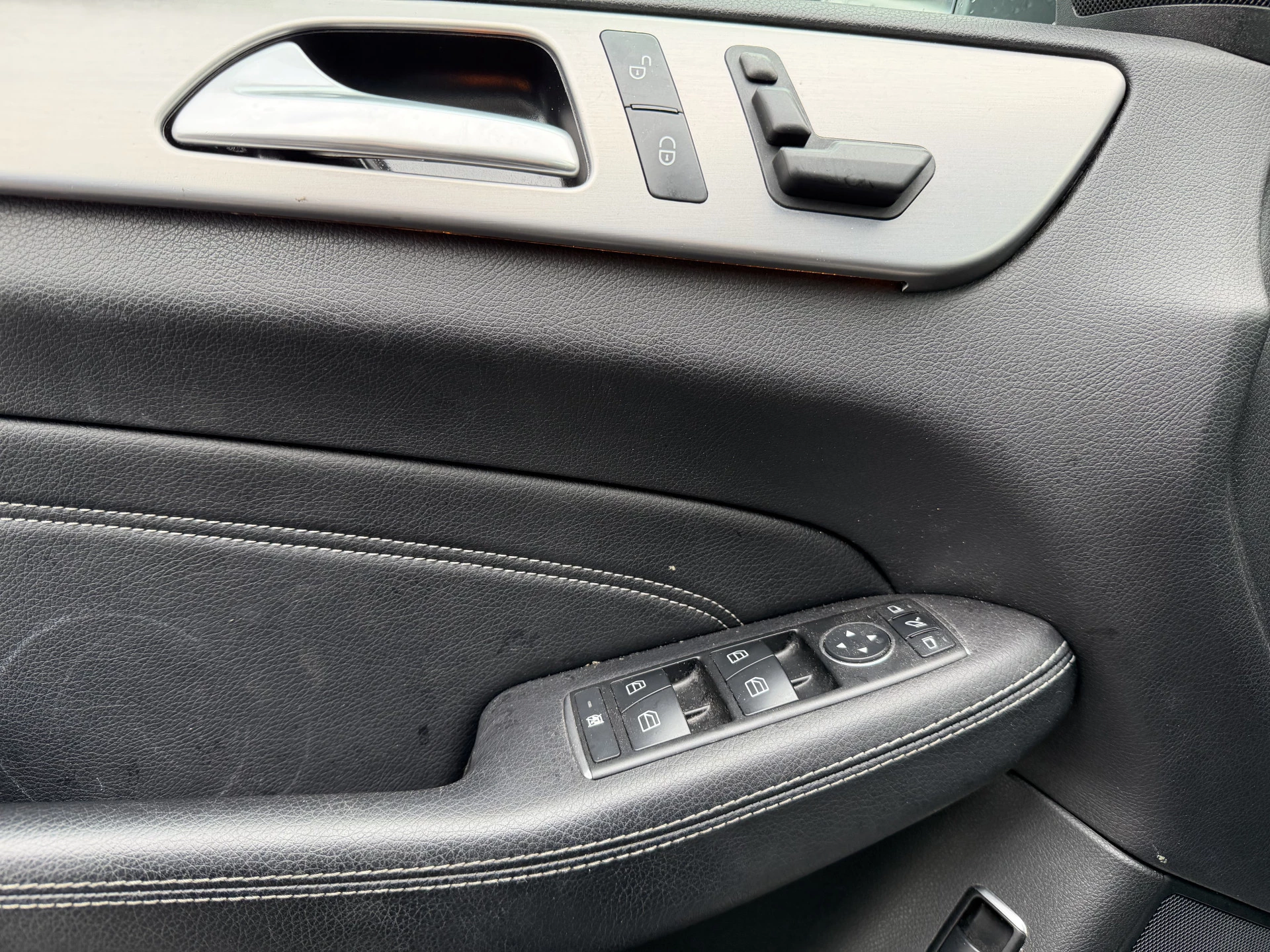 Hoofdafbeelding Mercedes-Benz M-Klasse