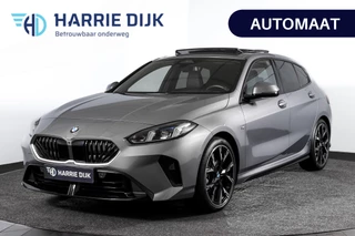 BMW 1 Serie 120 M Sport | Innovation Pack | Premium Pack | S/K-Panodak | Dig. Cockpit | Adapt. Cruise | Stoel+-Stuurverw. | 360 Camera | NAV + App. Connect | Harman\Kardon | Head-Up | LM 19" | Afn. trekhaak | 1481