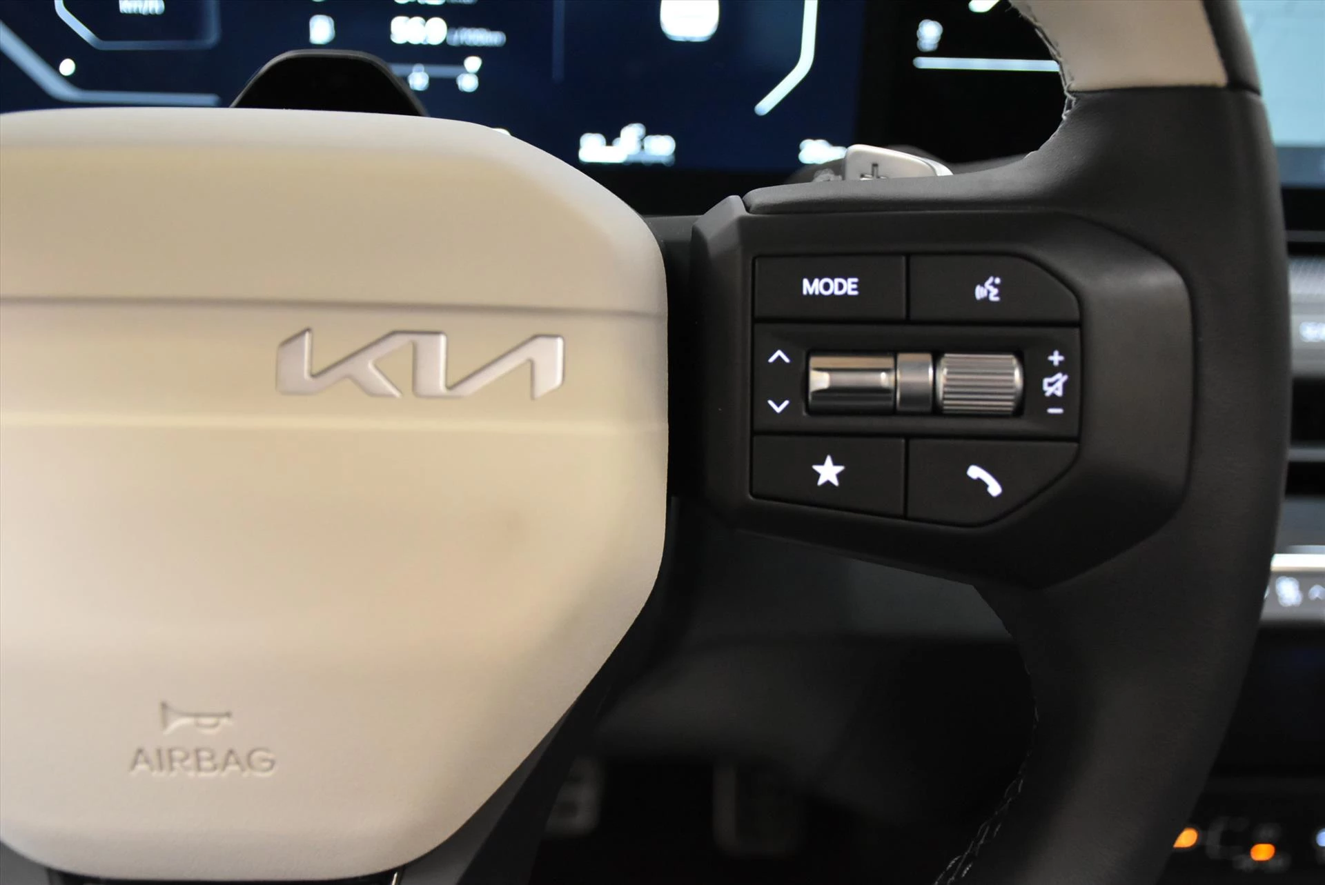 Hoofdafbeelding Kia K4