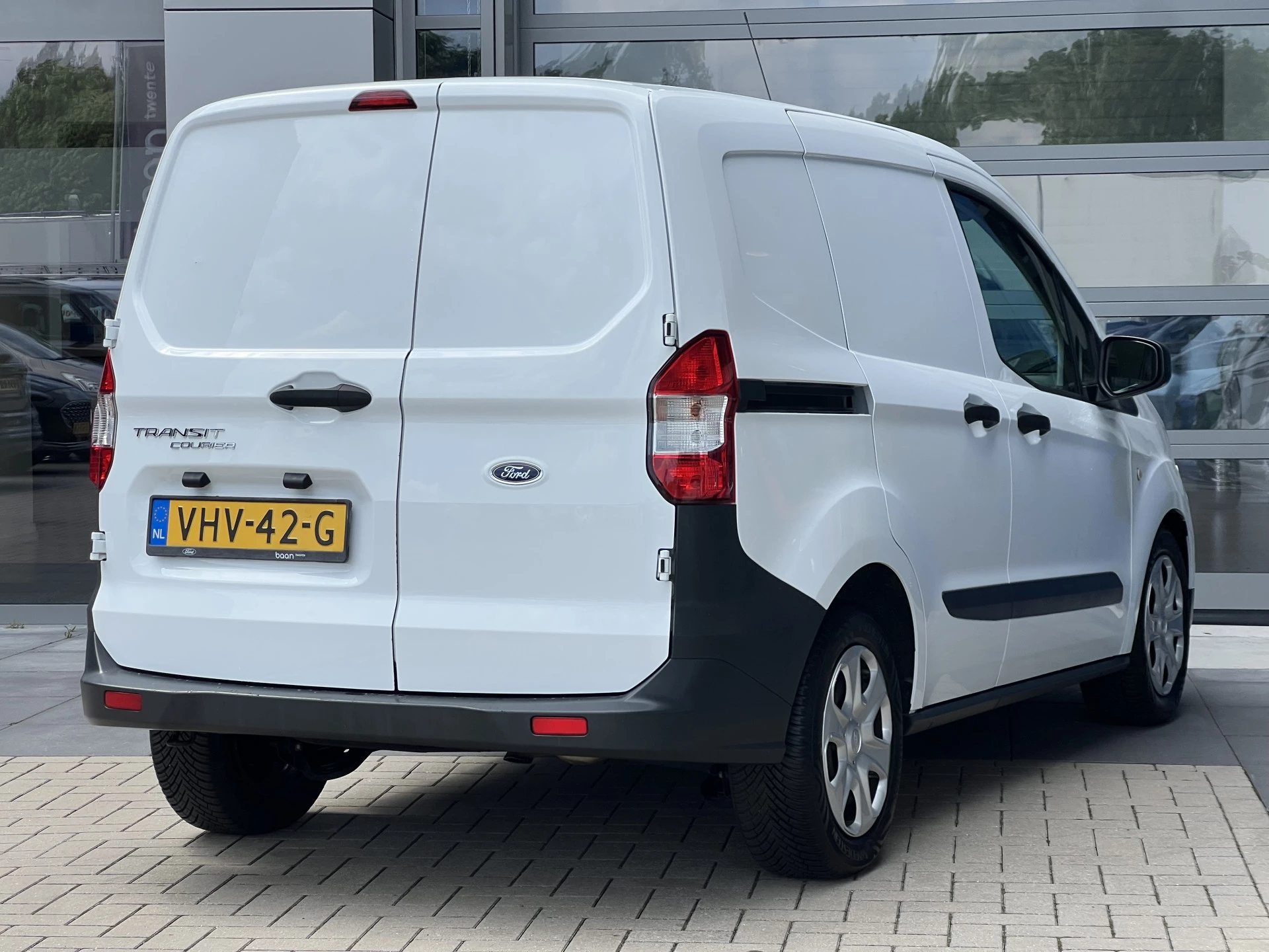 Hoofdafbeelding Ford Transit Courier