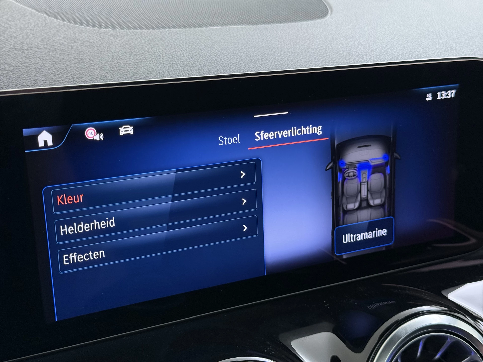 Hoofdafbeelding Mercedes-Benz EQA