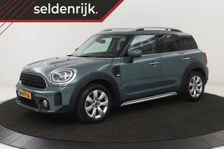 Hoofdafbeelding MINI Countryman Mini Countryman 1.5 One Business Edition | Head-Up | Carplay |  Half leder | Full LED | Navigatie | Climate control | PDC | Cruise control | DAB | Getint glas