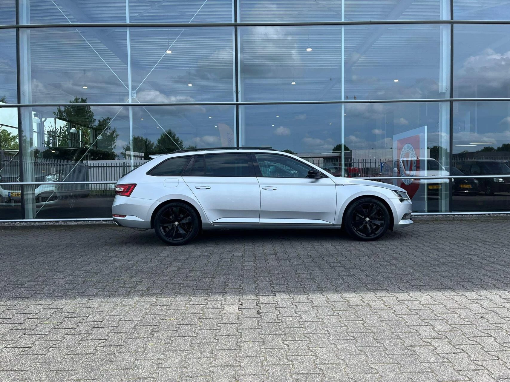 Hoofdafbeelding Škoda Superb