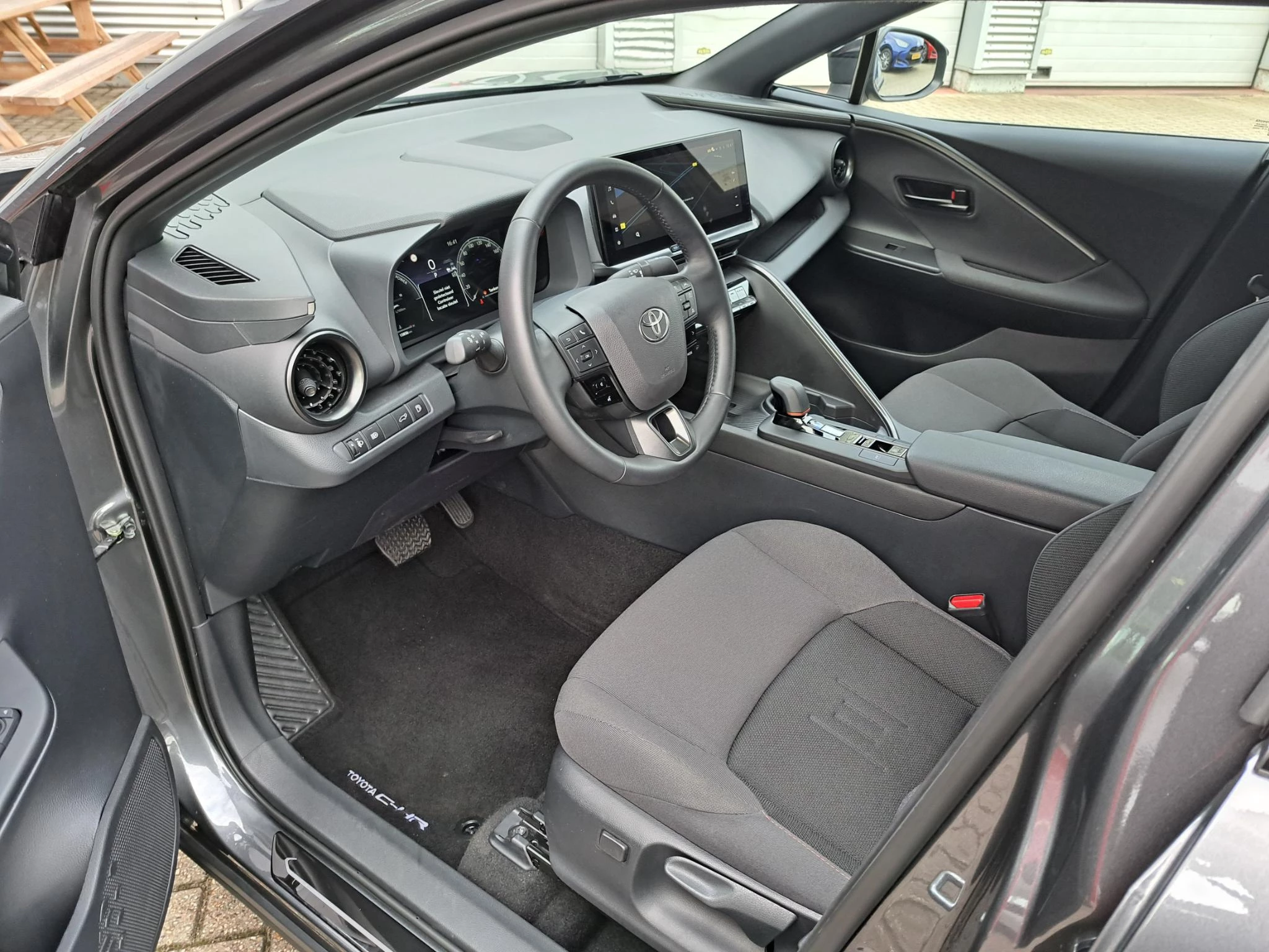 Hoofdafbeelding Toyota C-HR