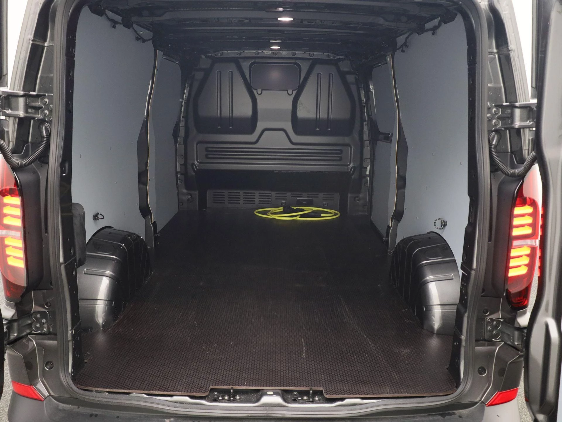 Hoofdafbeelding Volkswagen e-Transporter