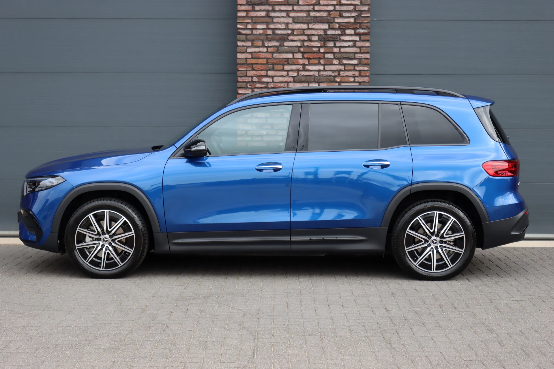 Hoofdafbeelding Mercedes-Benz EQB