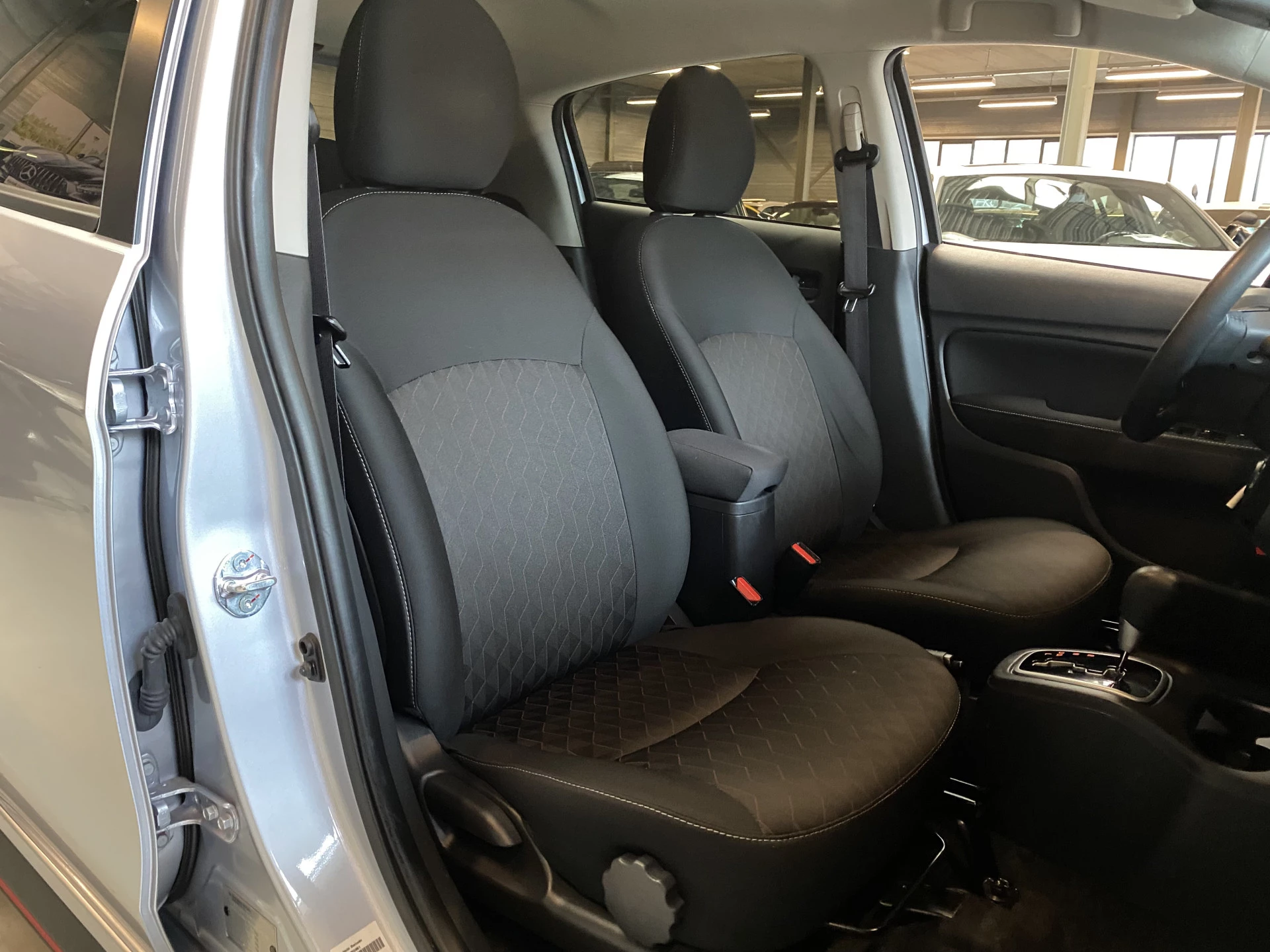 Hoofdafbeelding Mitsubishi Space Star