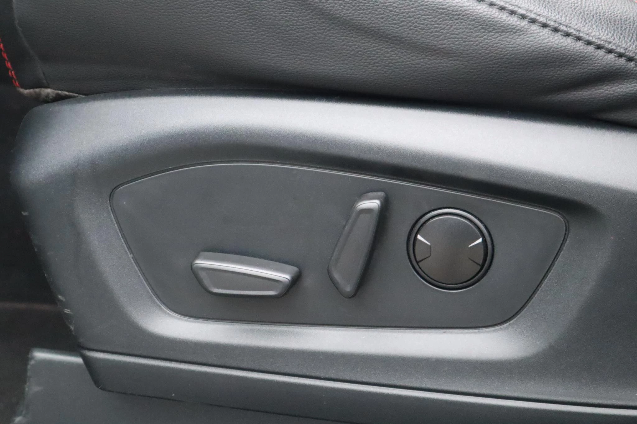 Hoofdafbeelding Ford Explorer