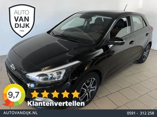 Hoofdafbeelding Hyundai i20 Hyundai I20 1.0 T-GDI Comfort AIRCO NAVI CRUISE MULTI STUUR ELEK RAMEN CENT VERG PDC ZWARTE VELGEN ZEER NETTE AUTO