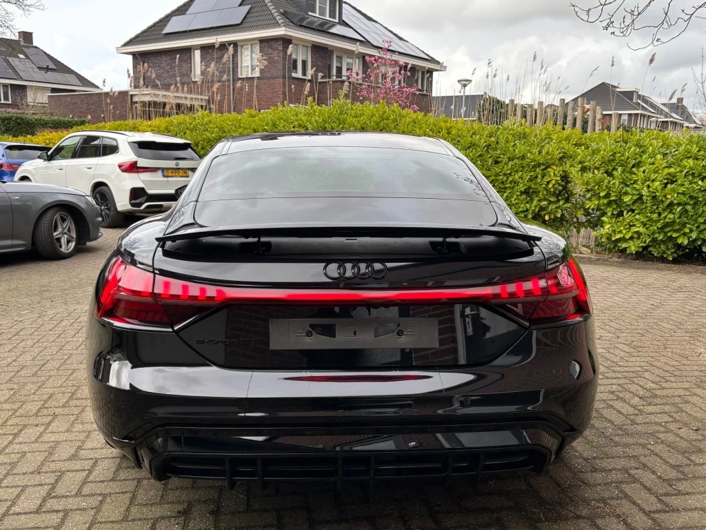 Hoofdafbeelding Audi e-tron GT