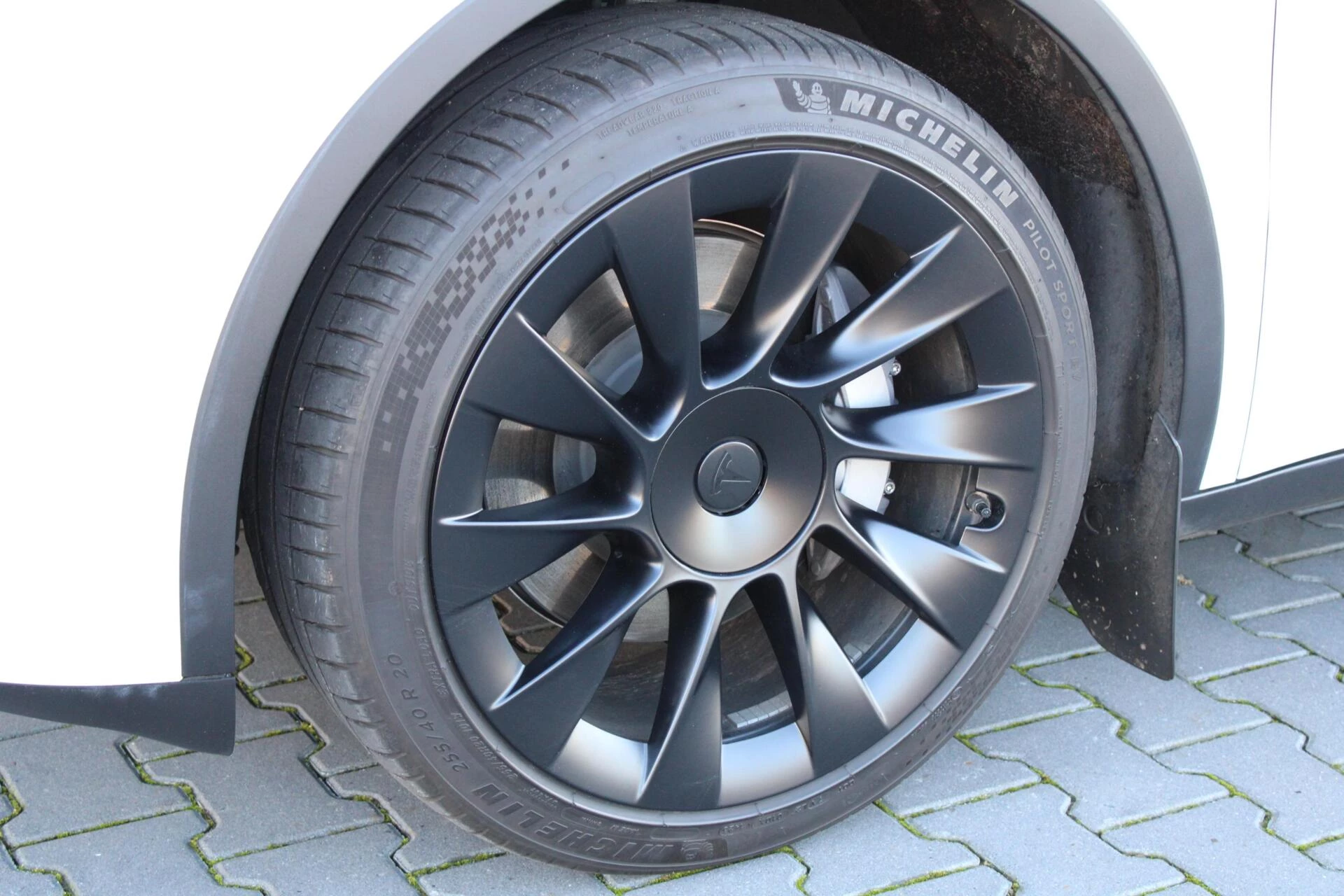 Hoofdafbeelding Tesla Model Y