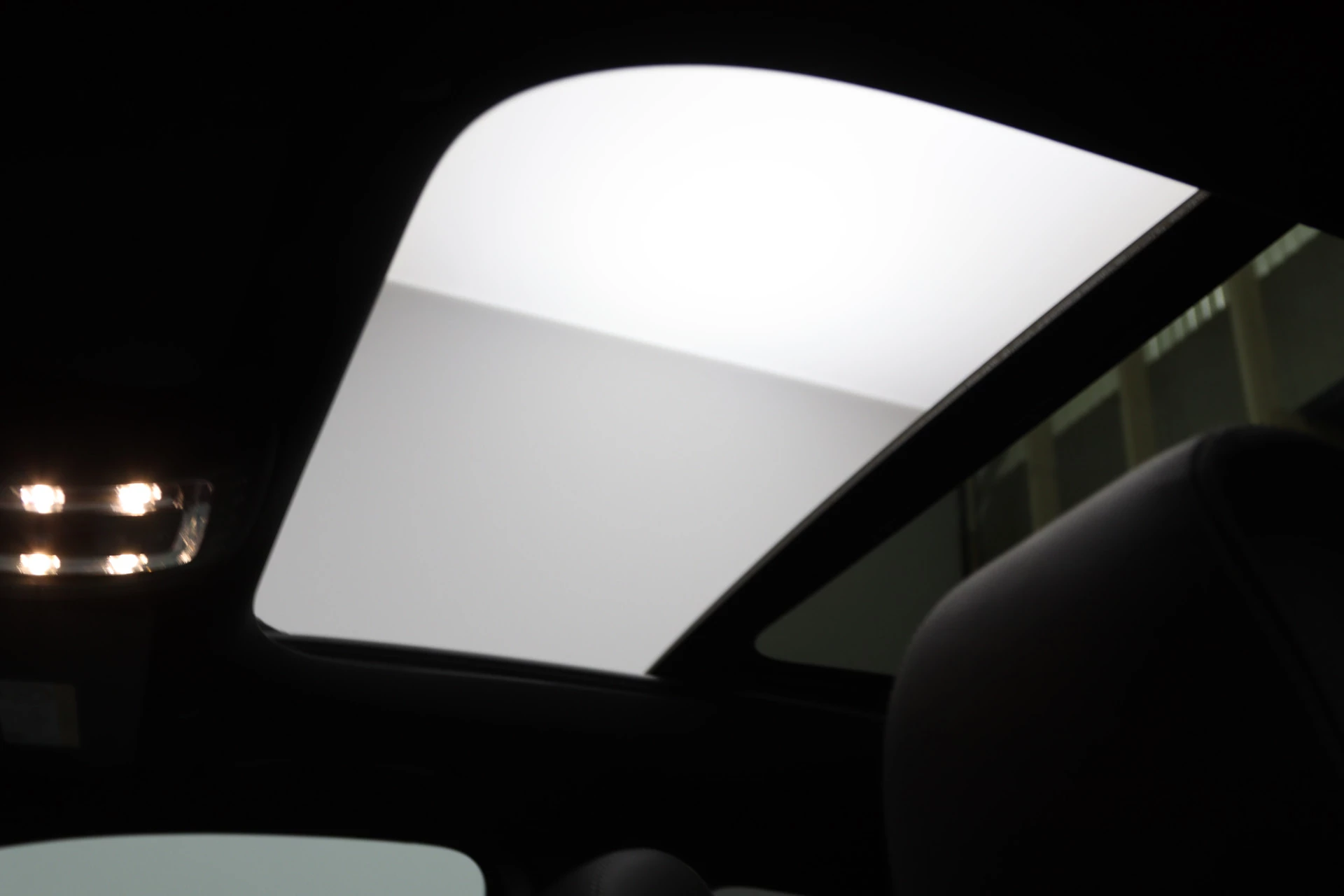Hoofdafbeelding Mercedes-Benz EQA