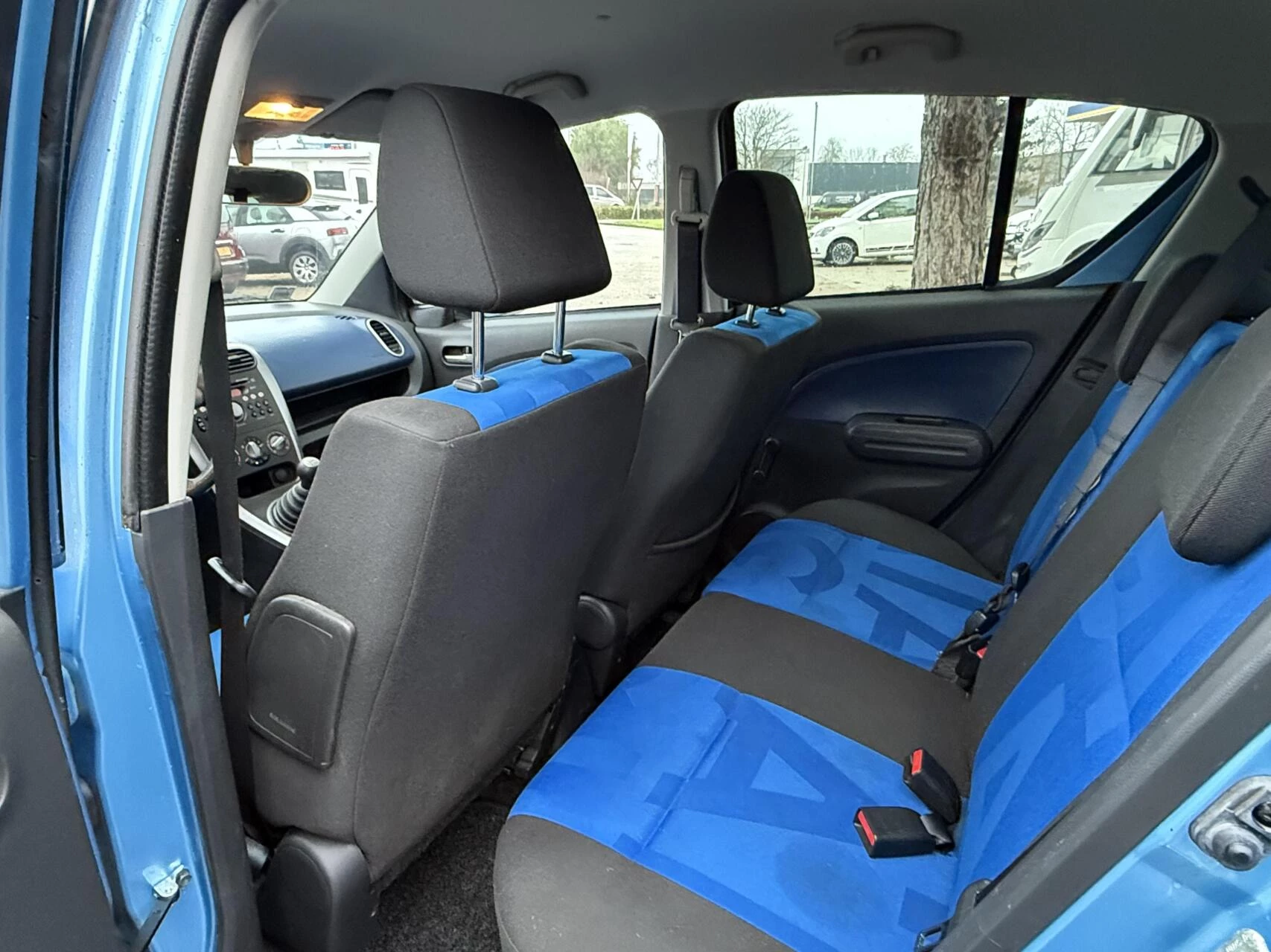 Hoofdafbeelding Opel Agila