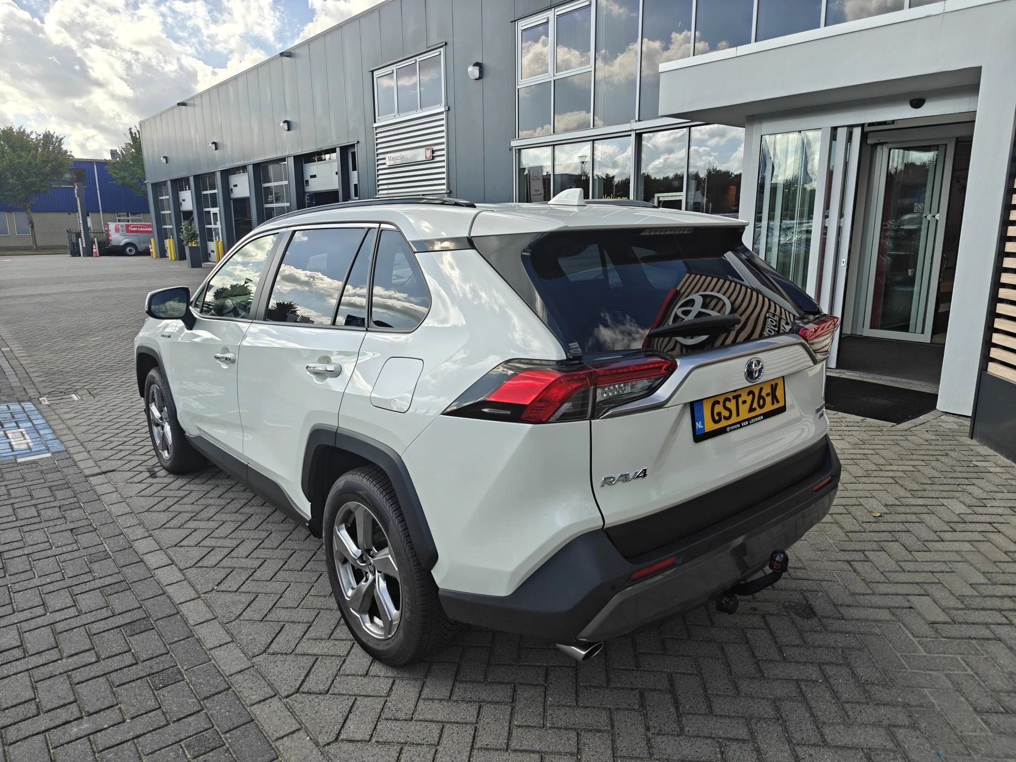 Hoofdafbeelding Toyota RAV4