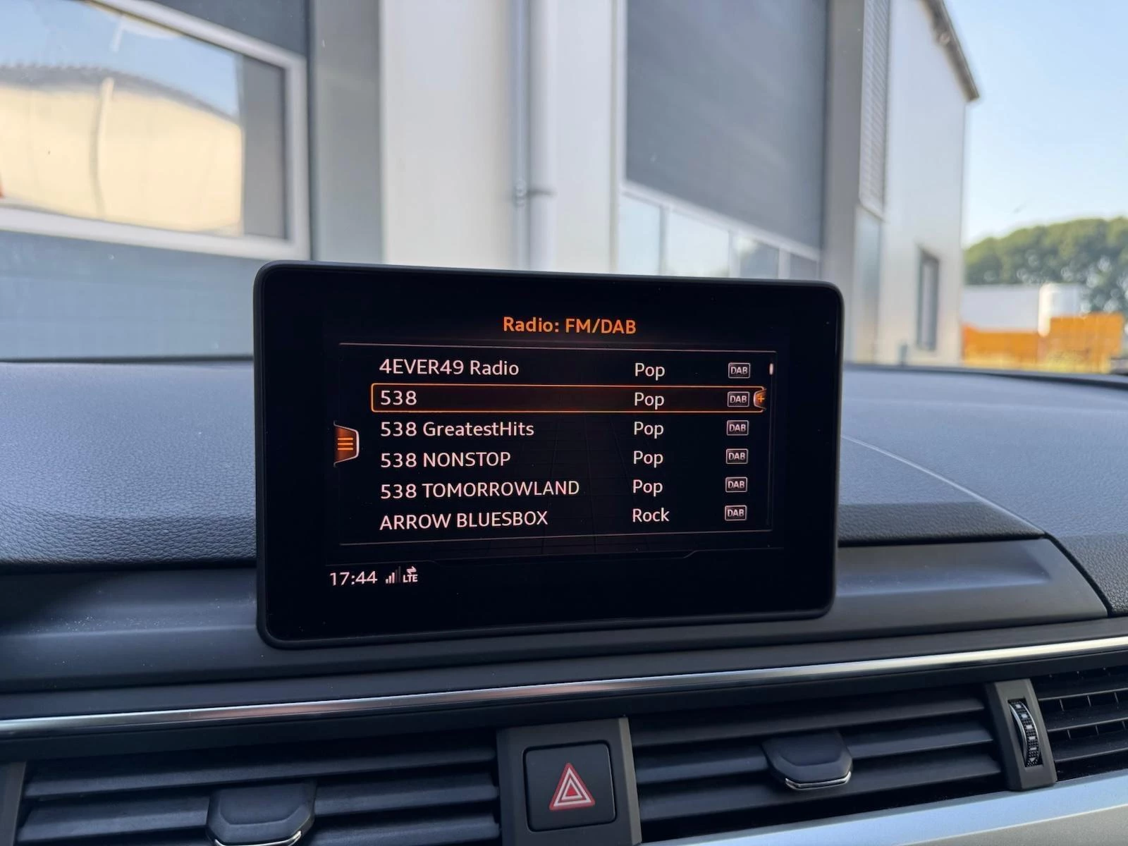 Hoofdafbeelding Audi A4