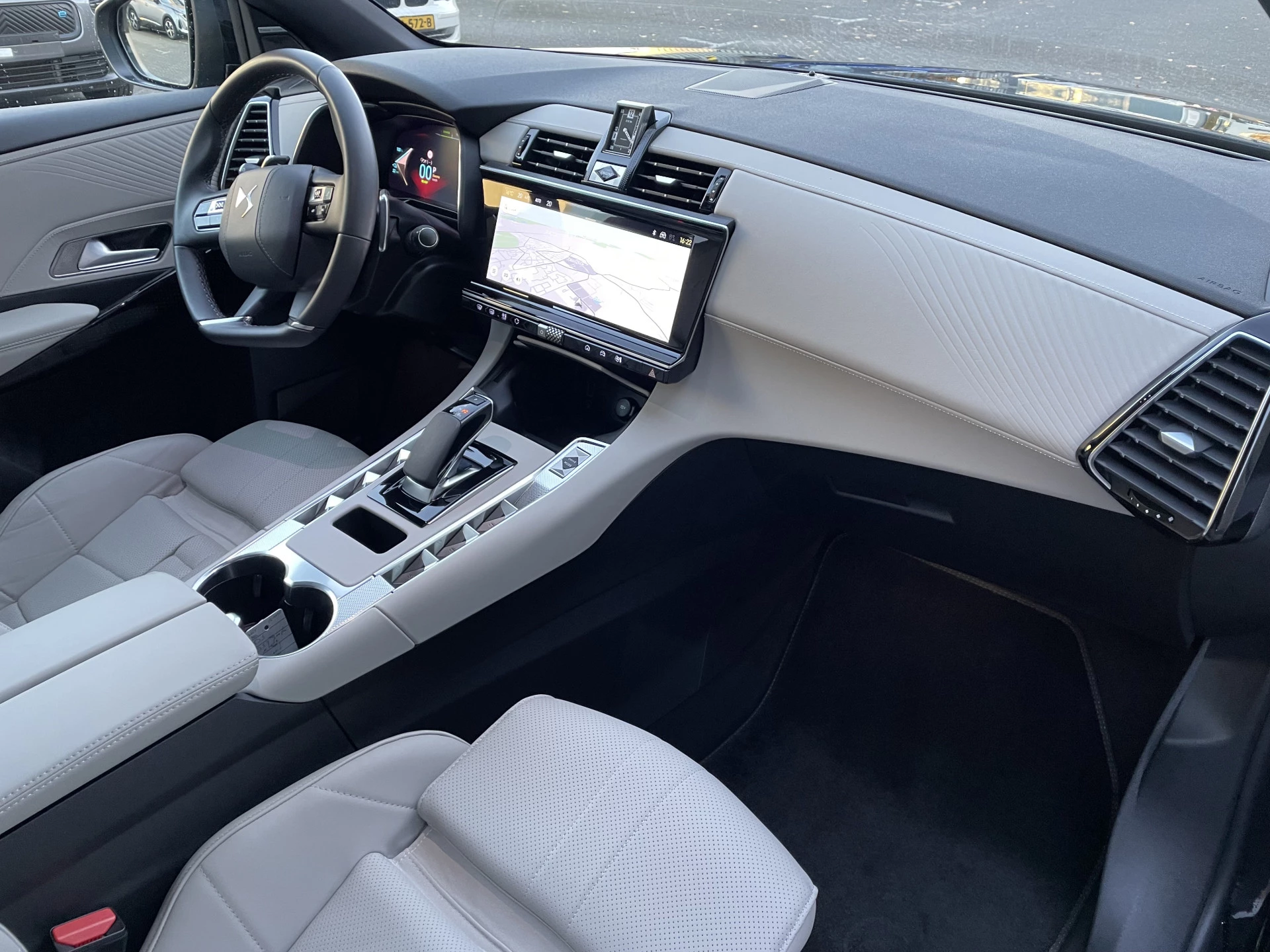 Hoofdafbeelding DS DS 7