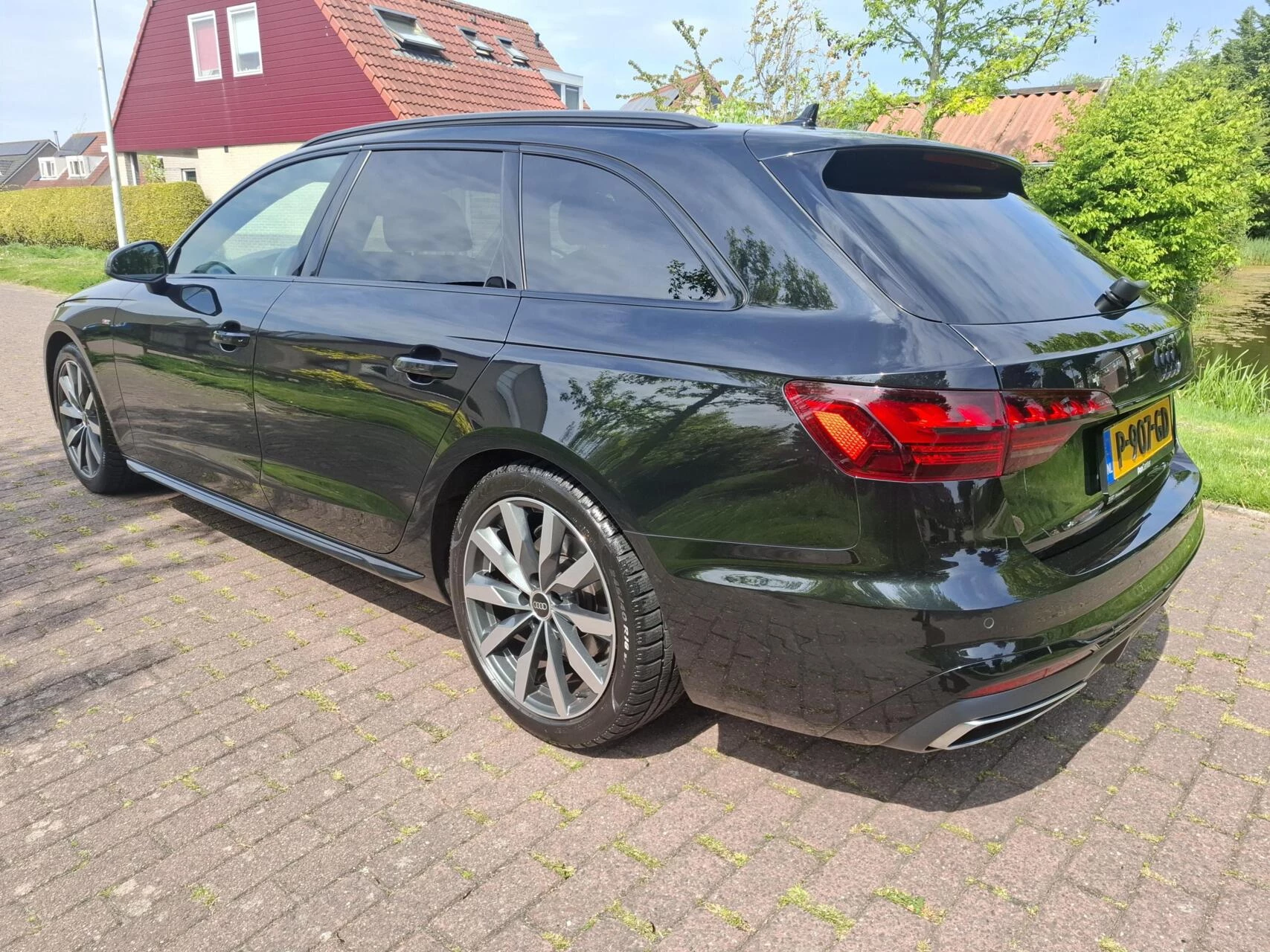 Hoofdafbeelding Audi A4