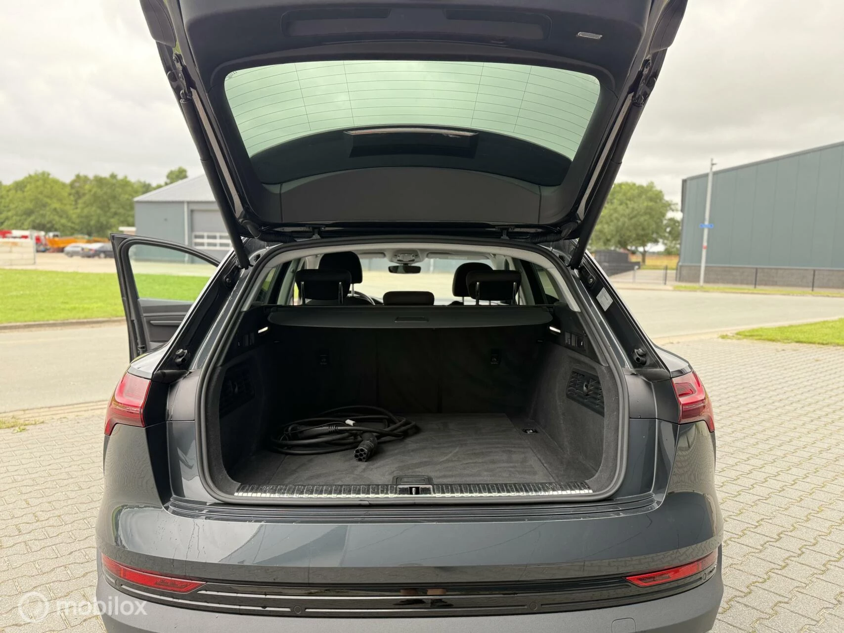 Hoofdafbeelding Audi e-tron