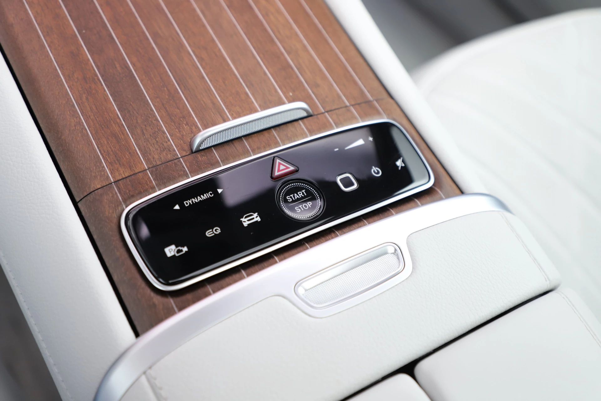Hoofdafbeelding Mercedes-Benz EQS