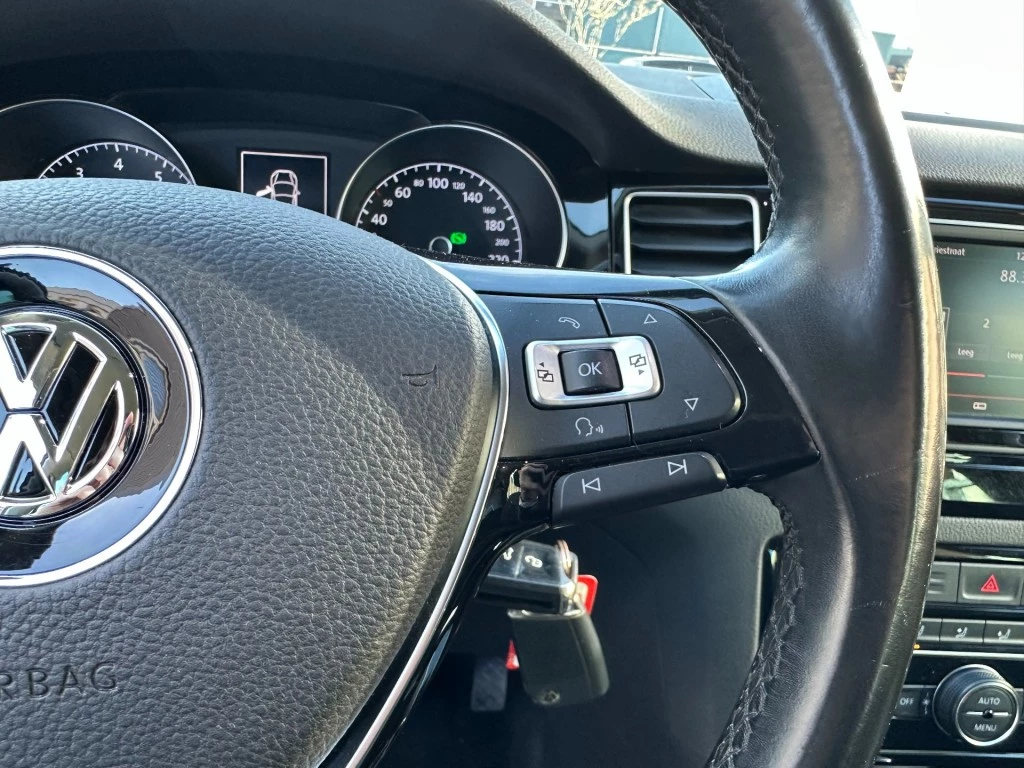 Hoofdafbeelding Volkswagen Golf Sportsvan