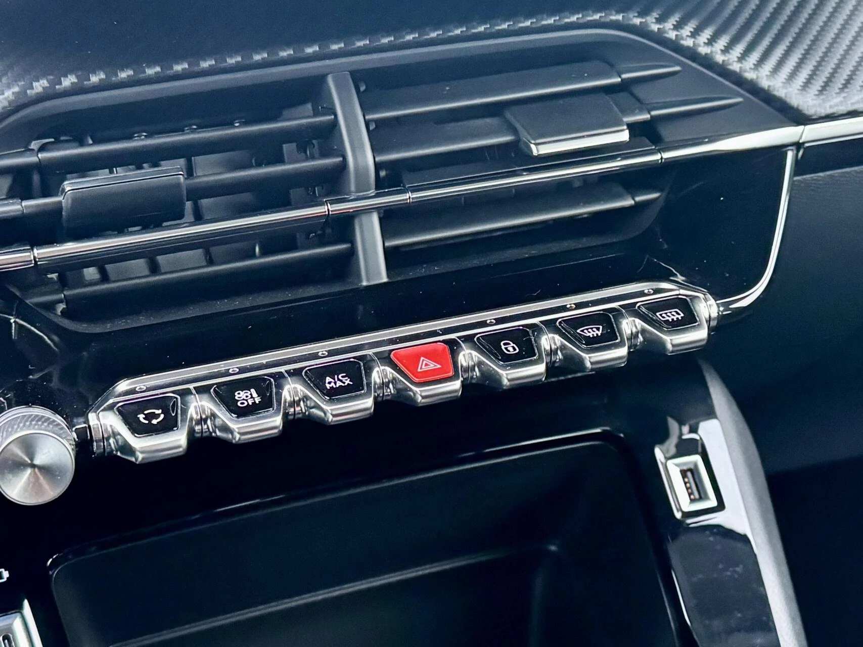 Hoofdafbeelding Peugeot e-208