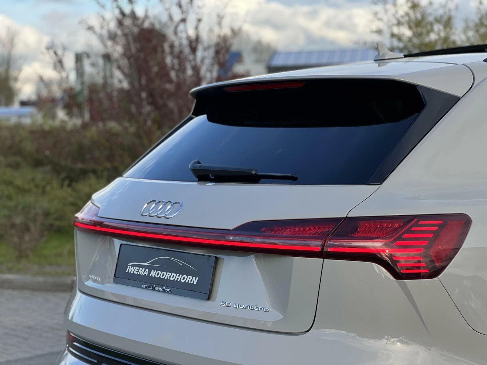 Hoofdafbeelding Audi e-tron