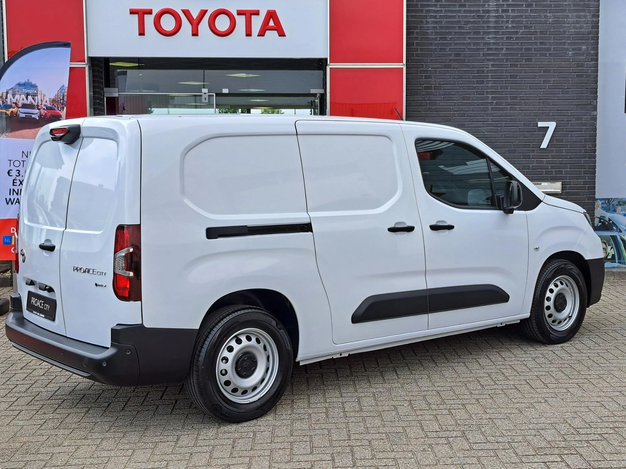Hoofdafbeelding Toyota ProAce