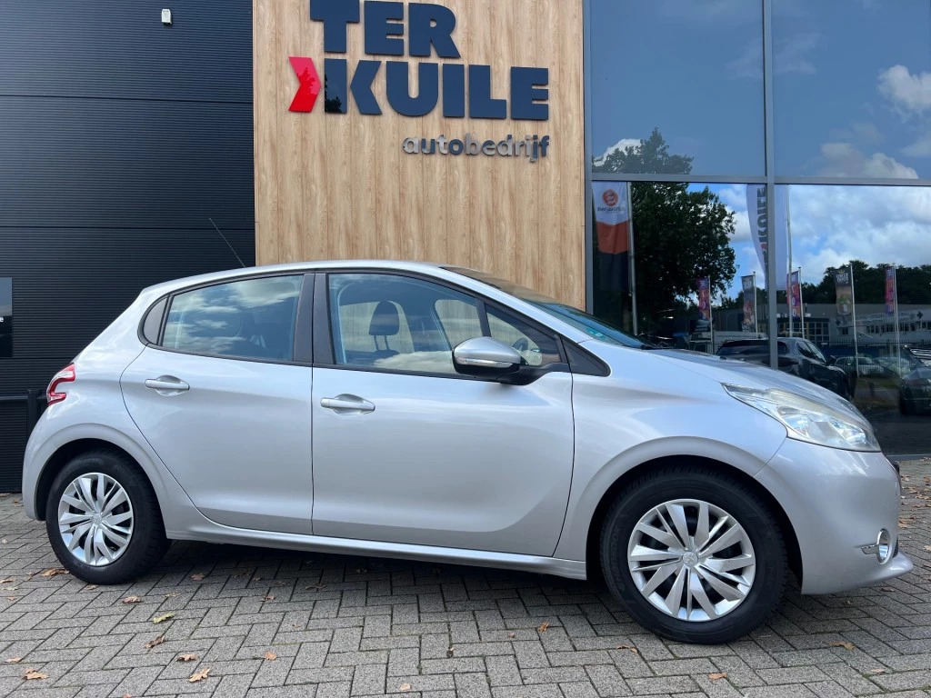 Hoofdafbeelding Peugeot 208