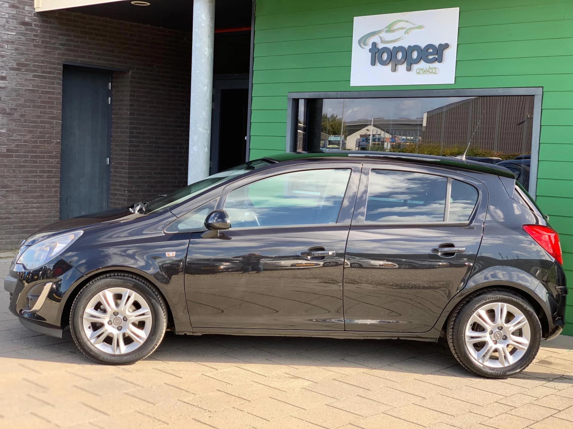 Hoofdafbeelding Opel Corsa