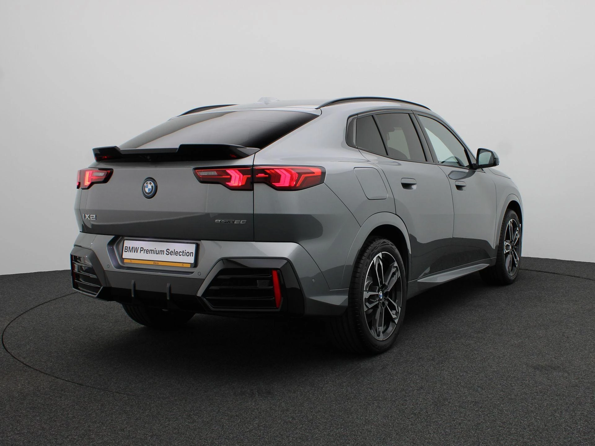 Hoofdafbeelding BMW iX2