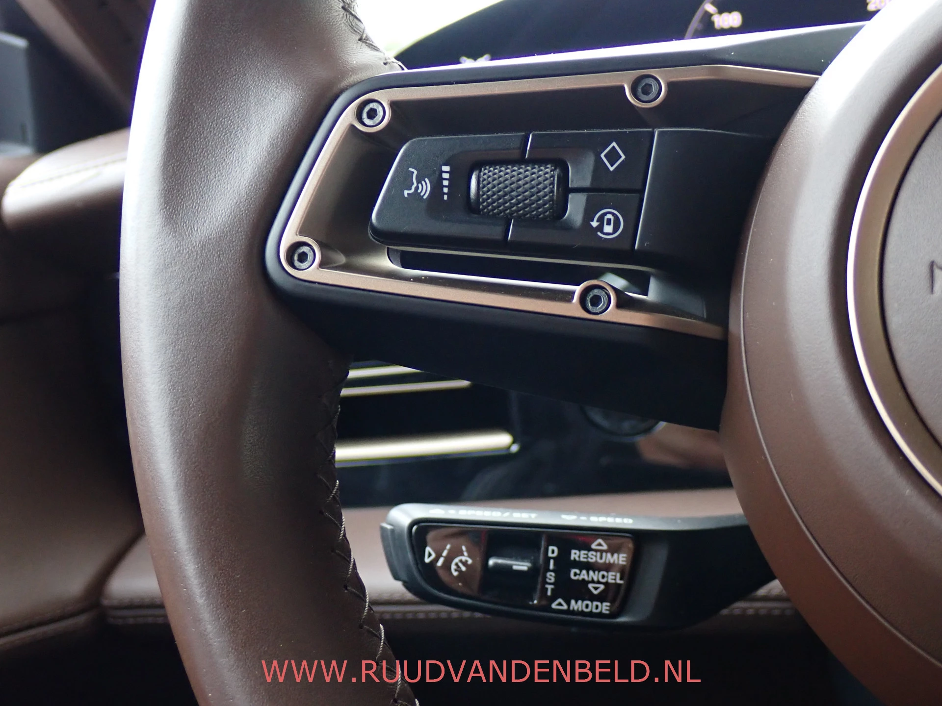 Hoofdafbeelding Porsche Taycan