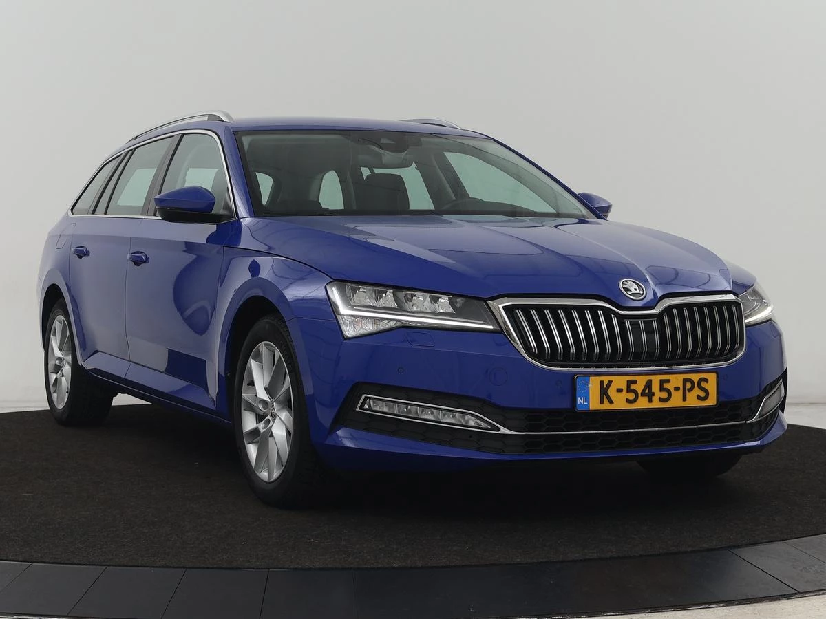 Hoofdafbeelding Škoda Superb