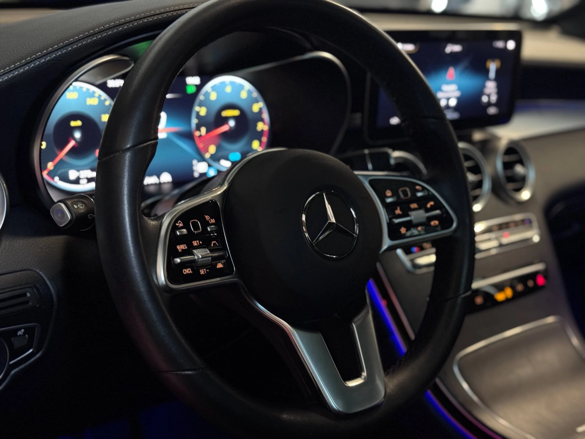 Hoofdafbeelding Mercedes-Benz GLC