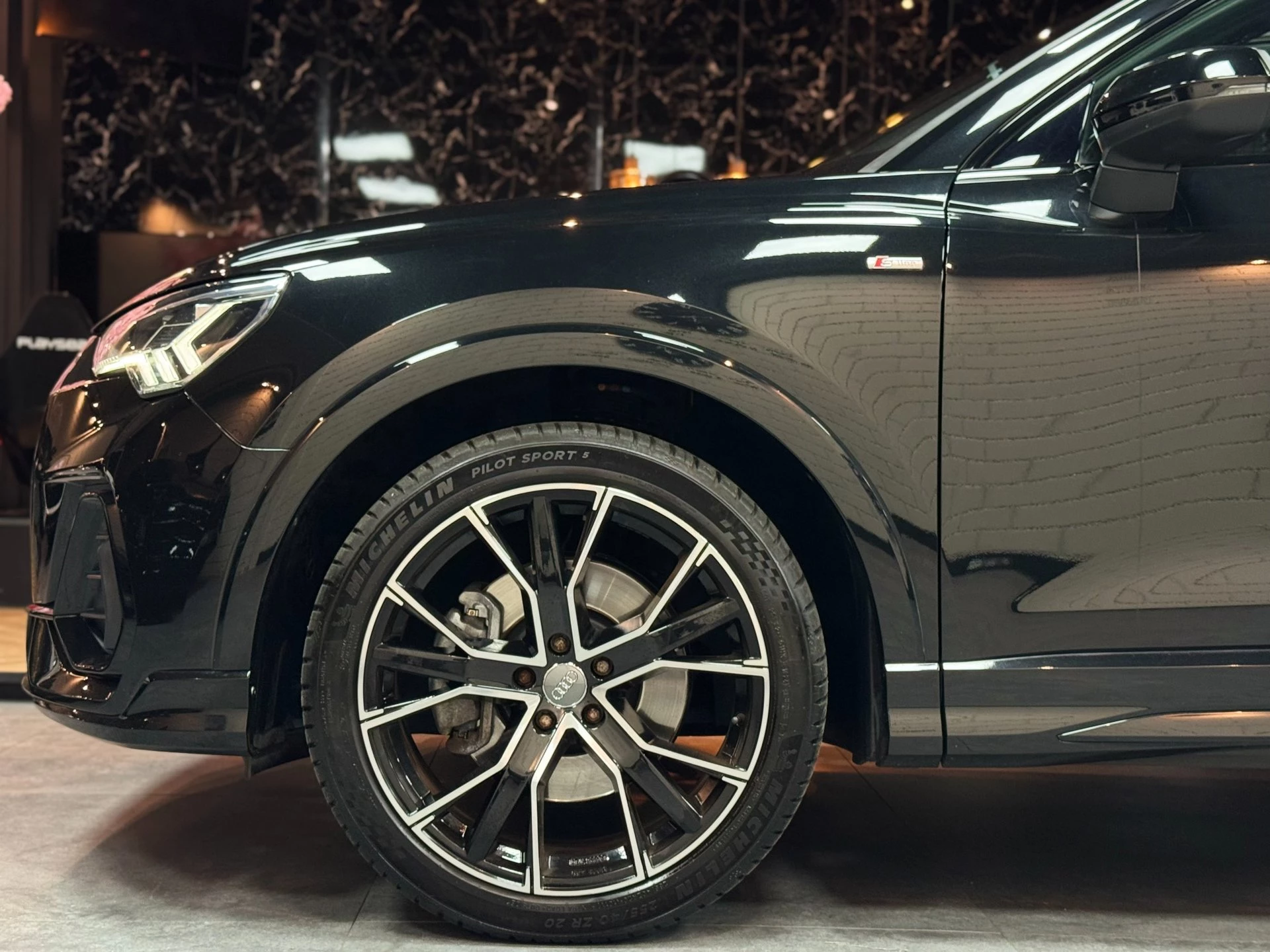 Hoofdafbeelding Audi Q3