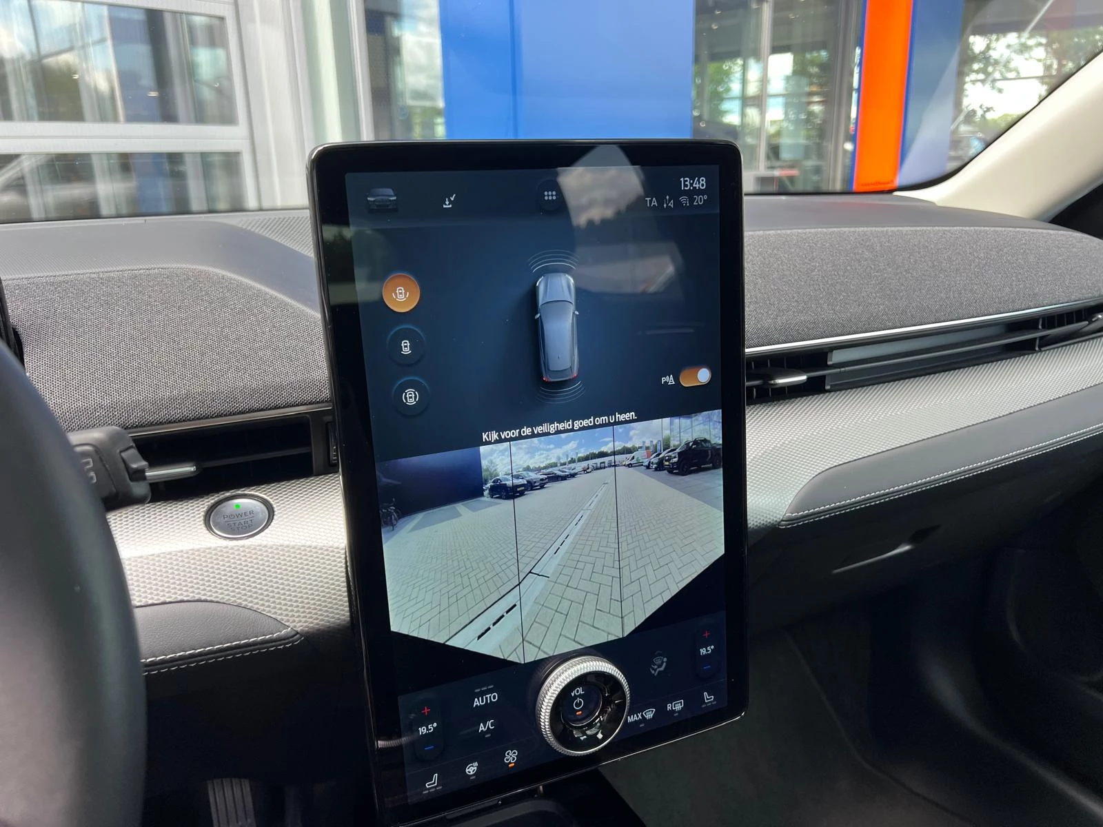 Hoofdafbeelding Ford Mustang Mach-E