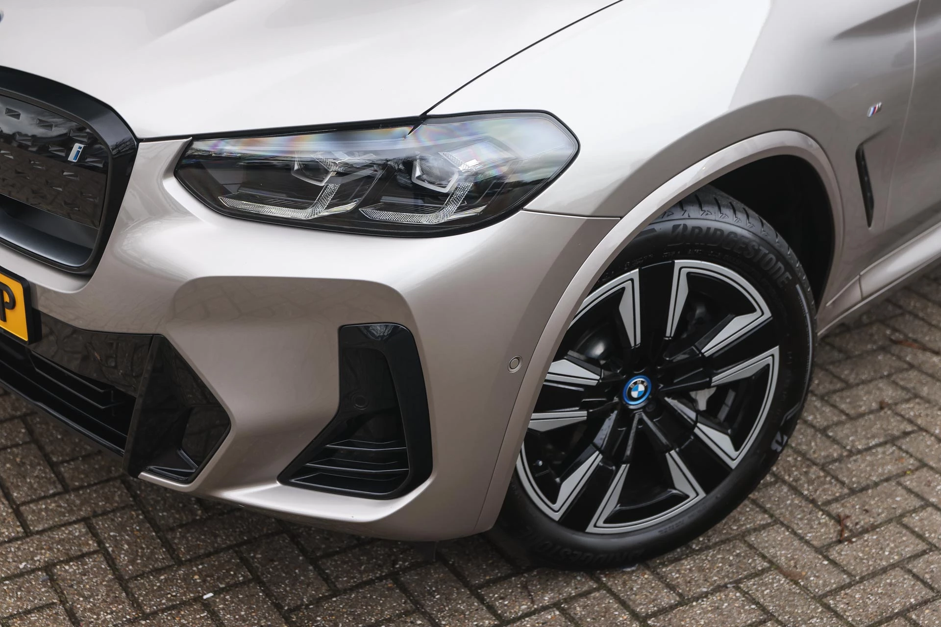 Hoofdafbeelding BMW iX3