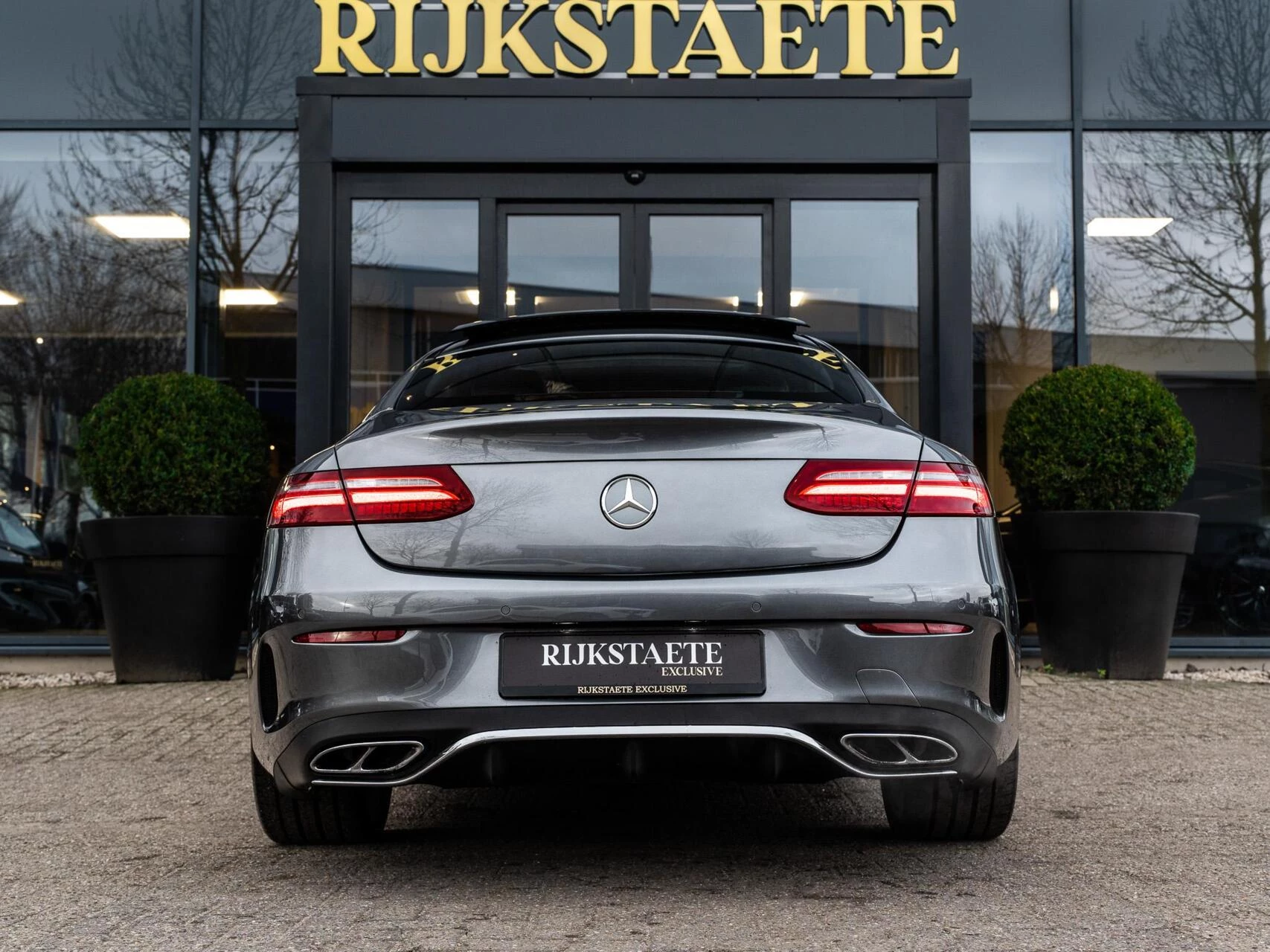 Hoofdafbeelding Mercedes-Benz E-Klasse