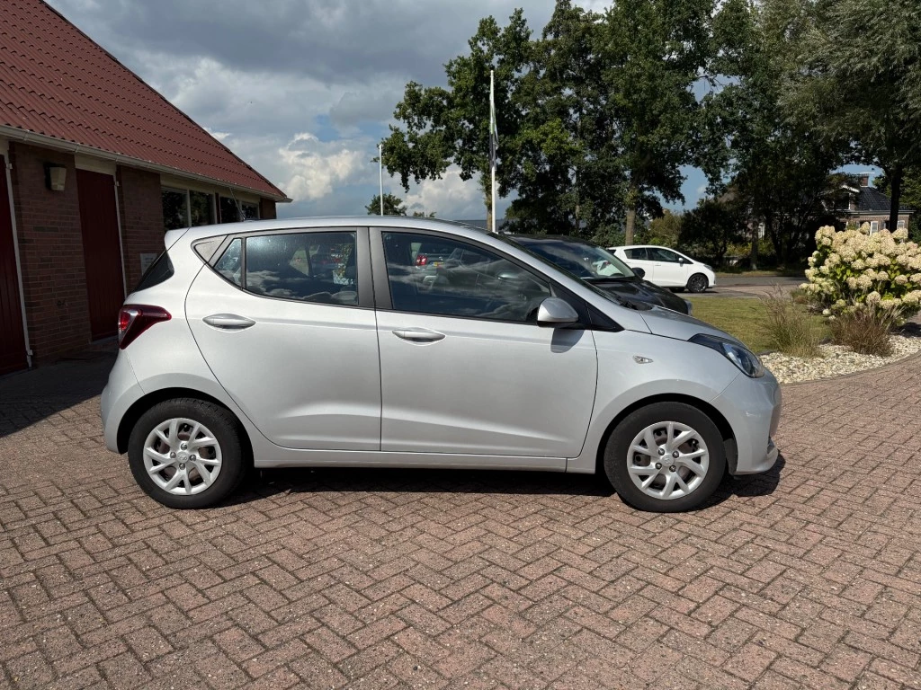 Hoofdafbeelding Hyundai i10