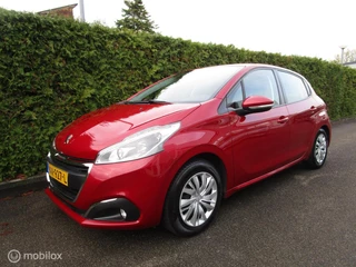 Hoofdafbeelding Peugeot 208 Peugeot 208 1.2 82 PK - 5-deurs - Navigatie - Trekhaak